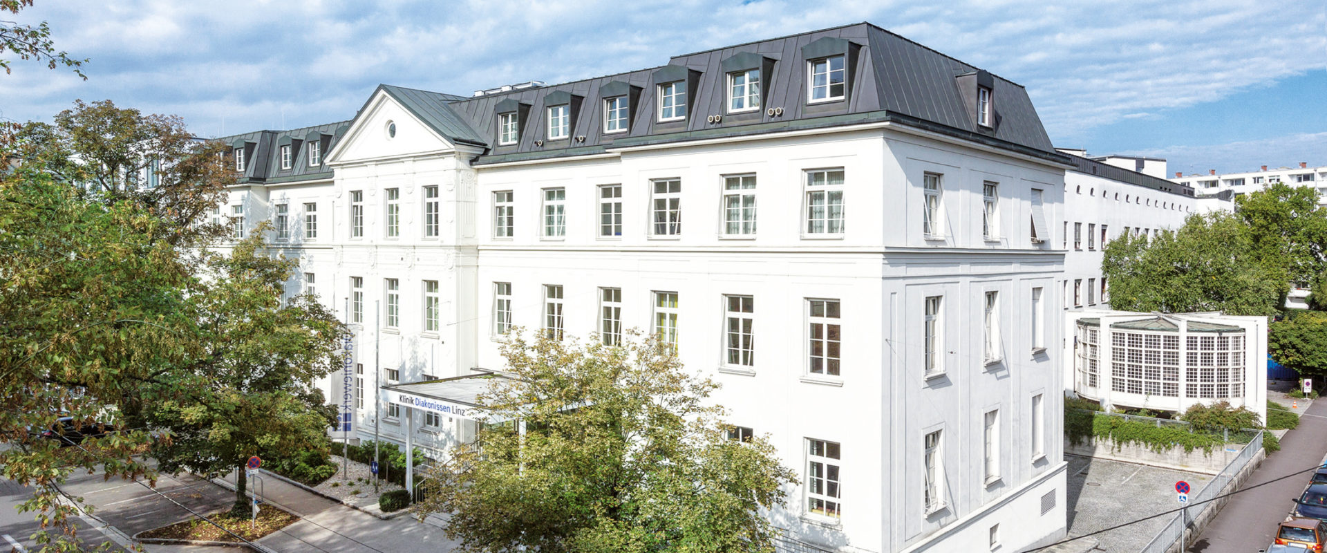 Außenansicht Klinik Diakonissen Linz